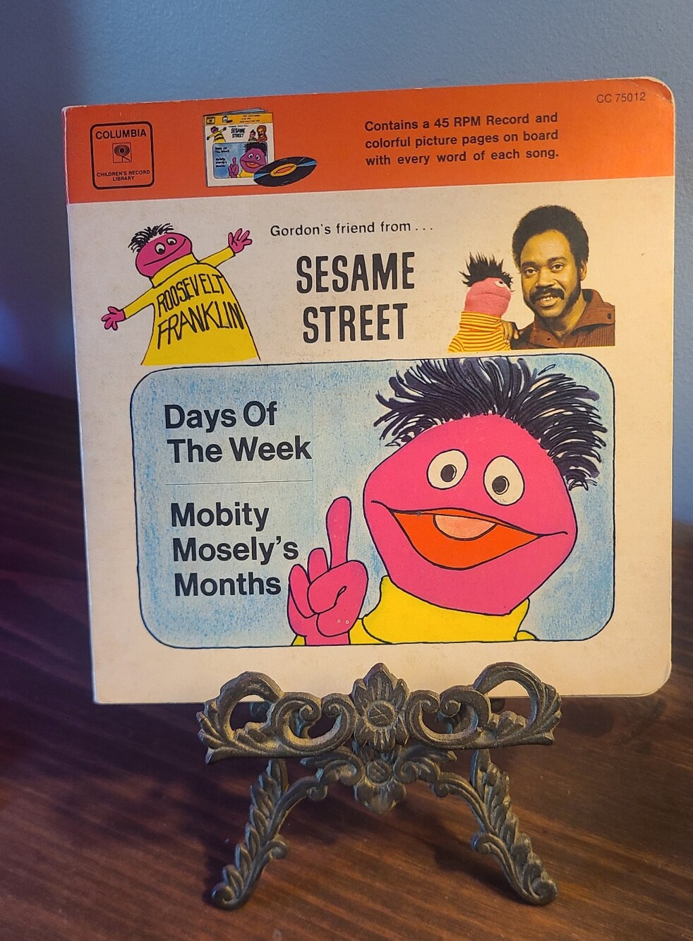 Sesame Street Vintage Mobity Mosely's Months Record